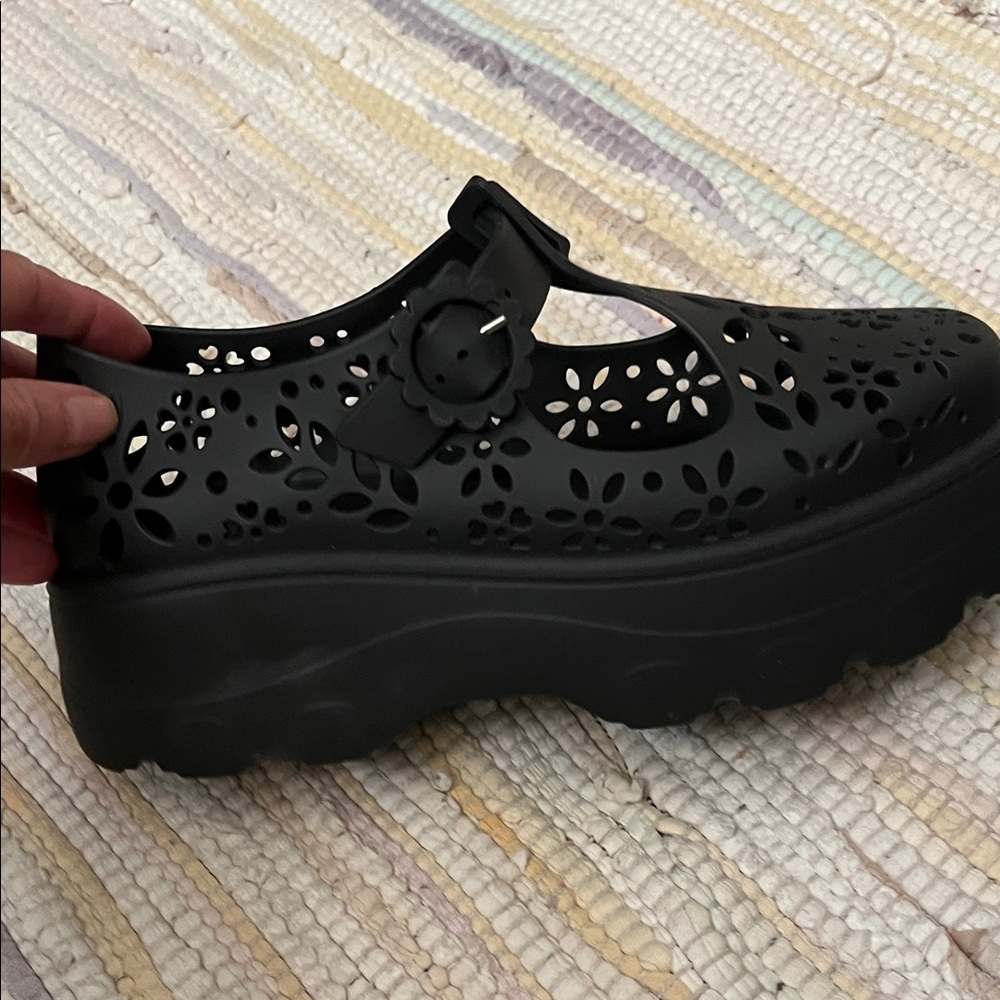 Melissa Women's Black Cutout Flats